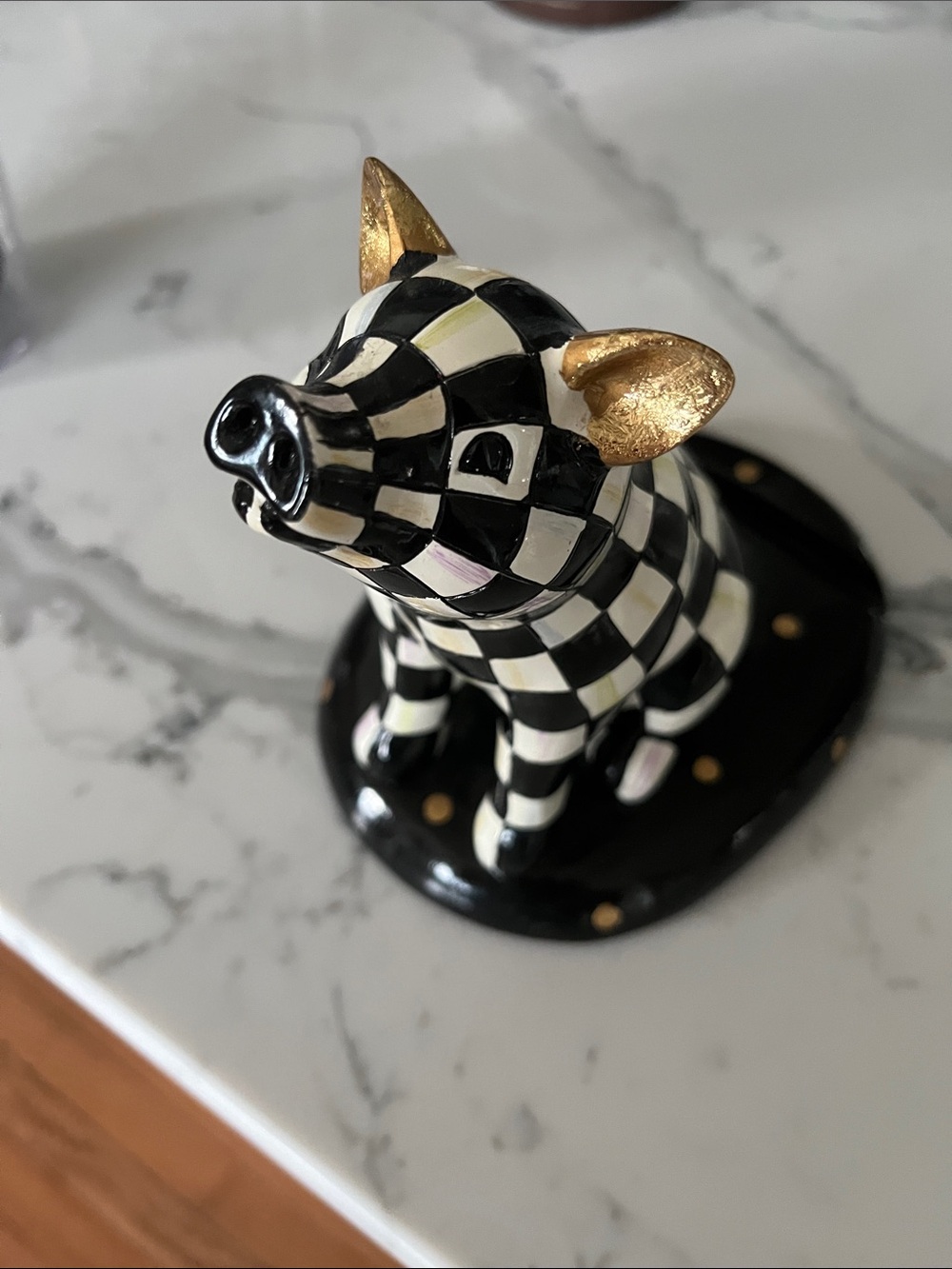 MacKenzie-Childs PIG Black, white and Gold Decorative iPad base/holder!  EC